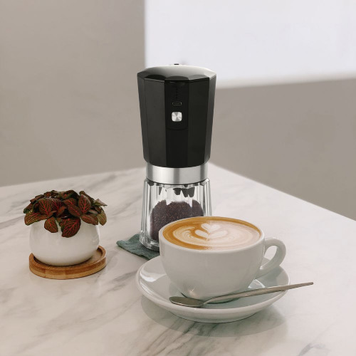 Портативная кофемолка Electric Coffee Grinder, черная с серебристым