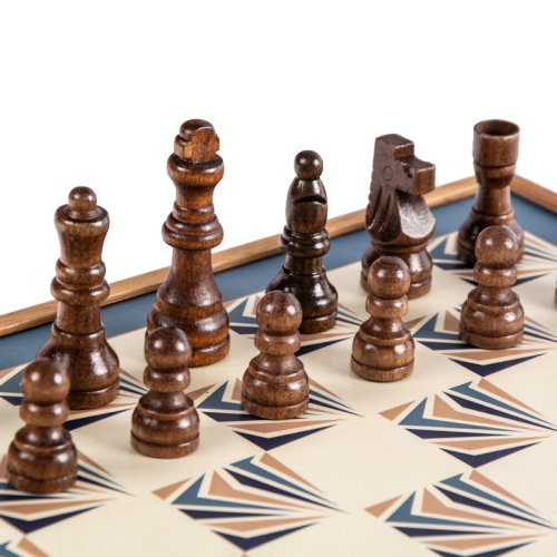 Набор игр (шахматы, нарды, лудо, змейка), коричневый