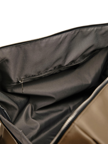 Дорожная сумка VINGA Bermond из переработанного полиуретана RCS
