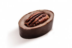 Конфеты ручной работы "Шоколадный ганаш-крем с пеканом и карамелью"